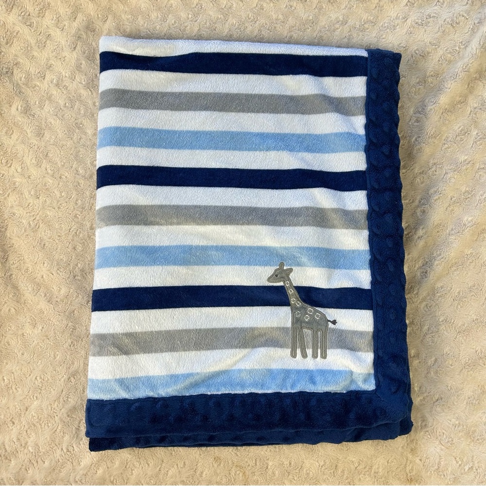 Child of Mine by Carter's Giraffe Baby Blanket Blue White Gray Stripes Sherpa